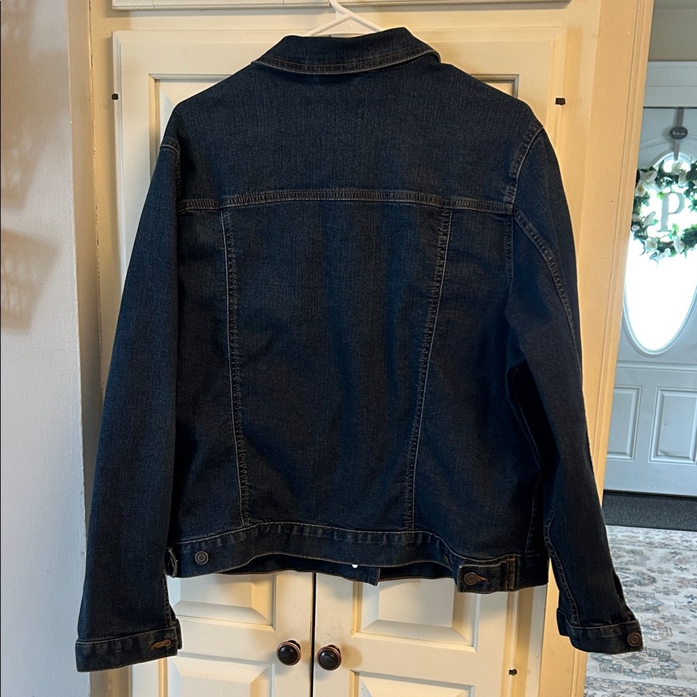 Time and Tru Classic Indigo Denim Jacket - Picture 4 of 5